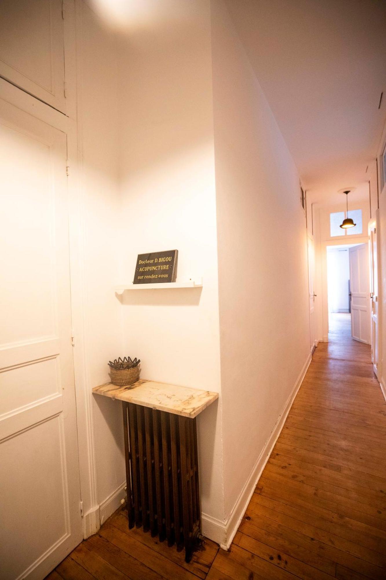 L'Appartement Lieu De Qualite En Centre Ville De Pau Εξωτερικό φωτογραφία